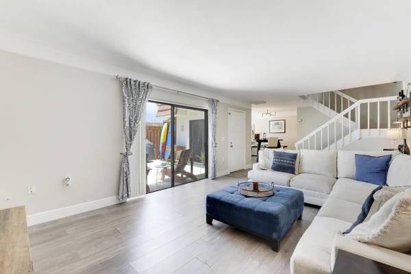 3900 County Line Road 4c, Tequesta, FL 33469