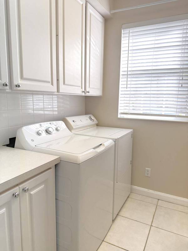 488 Capistrano DR, Palm Beach Gardens, FL 33410