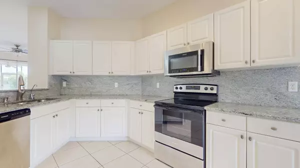 317 SW Maclay WAY, Port Saint Lucie, FL 34986