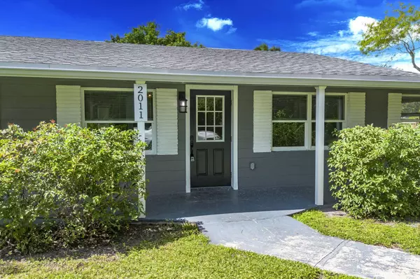 2011 N 51st CT, Fort Pierce, FL 34947