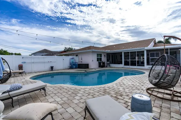601 SE KARRIGAN TER, Port St Lucie, FL 34983