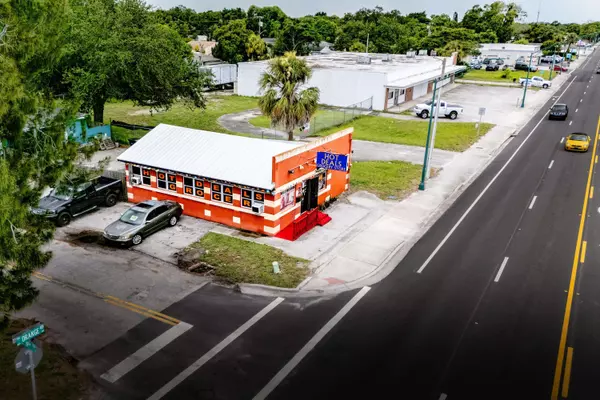 1901 Orange AVE, Fort Pierce, FL 34950