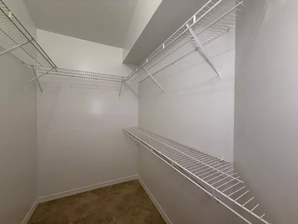 2348 SW Pamona ST, Port Saint Lucie, FL 34953