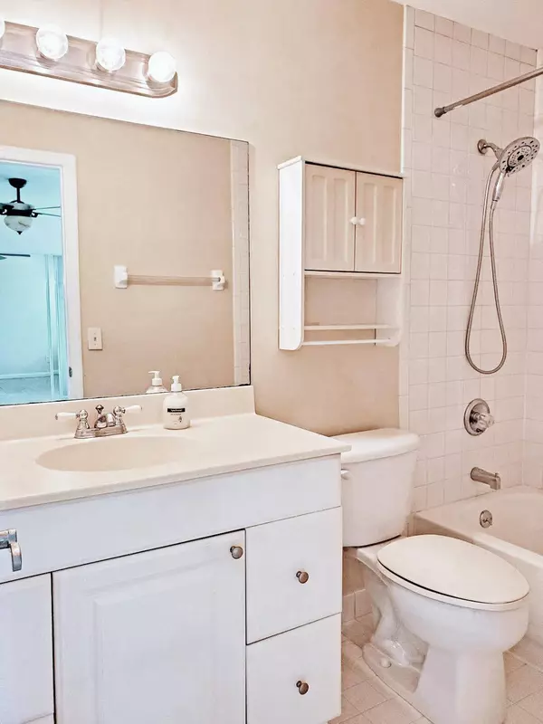 2821 Stoneway LN A, Fort Pierce, FL 34982