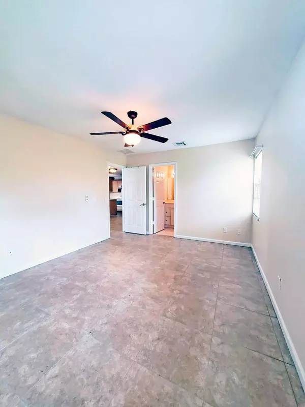 2821 Stoneway LN A, Fort Pierce, FL 34982