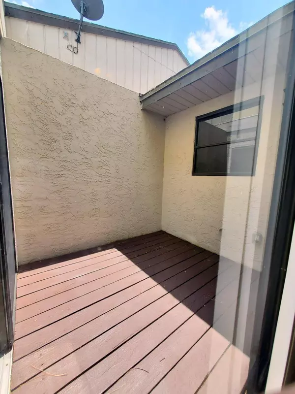 2821 Stoneway LN A, Fort Pierce, FL 34982