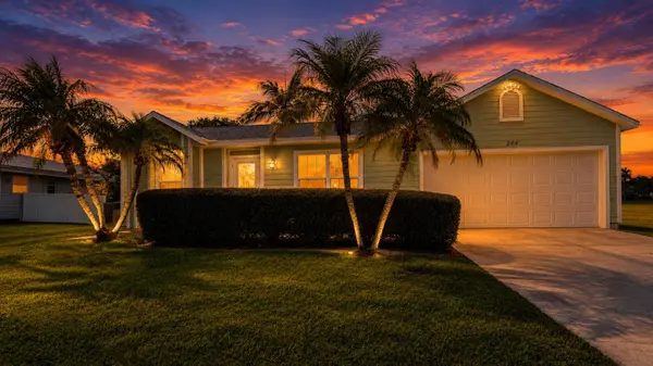 244 SW RIDGECREST DR