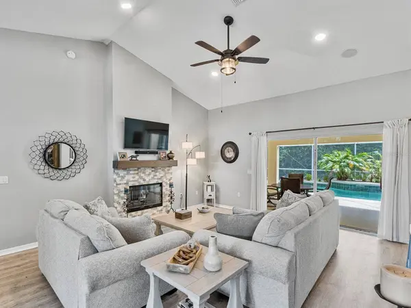 1024 DESTIN DR, Lake Wales, FL 33898