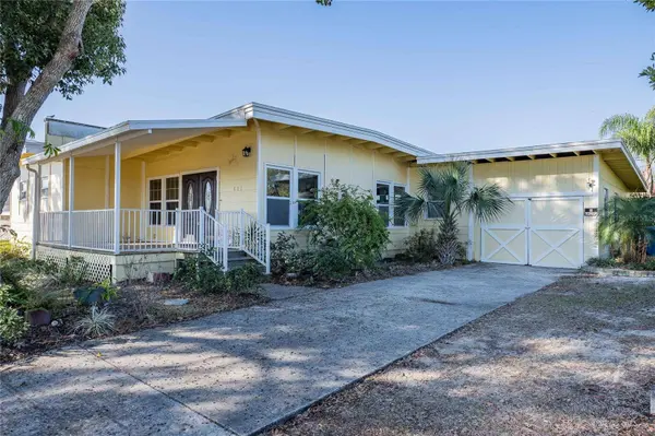 827 SHERWOOD DR, Lake Wales, FL 33898