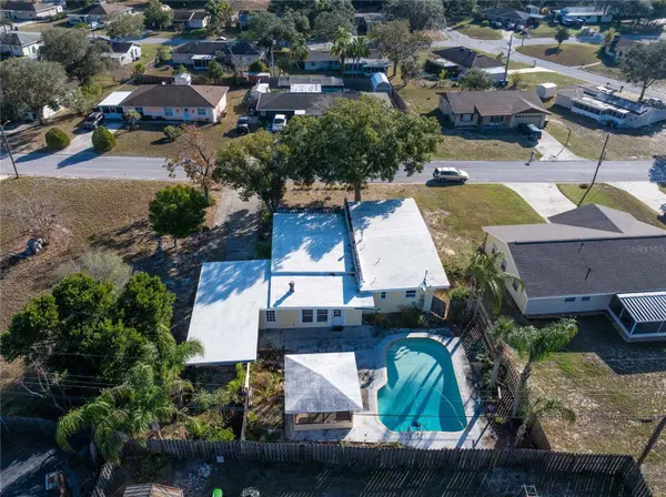 827 SHERWOOD DR, Lake Wales, FL 33898