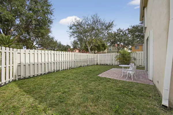 4159 Lake Tahoe CIR, West Palm Beach, FL 33409