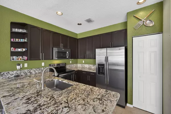 4159 Lake Tahoe CIR, West Palm Beach, FL 33409