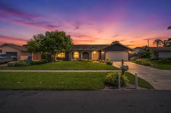 223 Bobwhite RD, Royal Palm Beach, FL 33411
