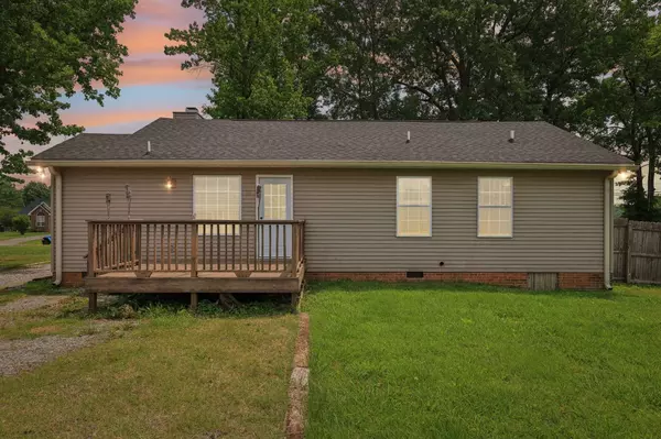 113 Paigewood Dr, Portland, TN 37148