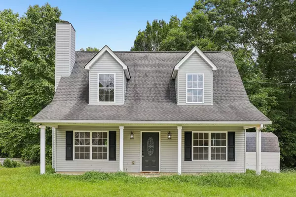 147 Coach Dr, White Bluff, TN 37187