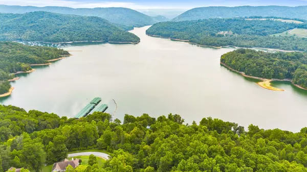 327 Marble Point Way, New Tazewell, TN 37825