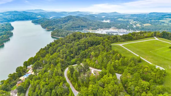 327 Marble Point Way, New Tazewell, TN 37825