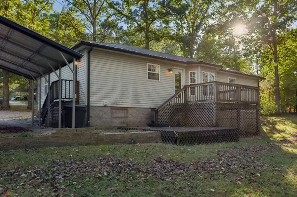 974 Woodhaven Rd, Lyles, TN 37098