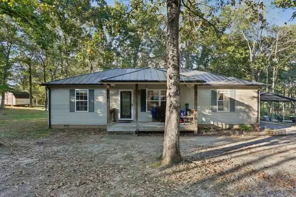 974 Woodhaven Rd, Lyles, TN 37098