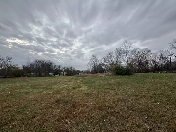 405 College St, Portland, TN 37148