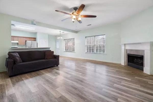 8209 Blue Lagoon Dr, Arlington, TN 38002