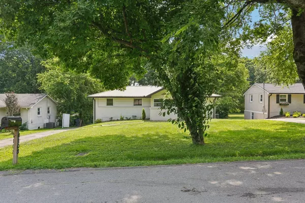 4108 Edwards Ave, Nashville, TN 37216