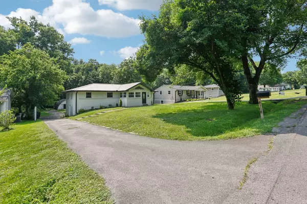 4108 Edwards Ave, Nashville, TN 37216