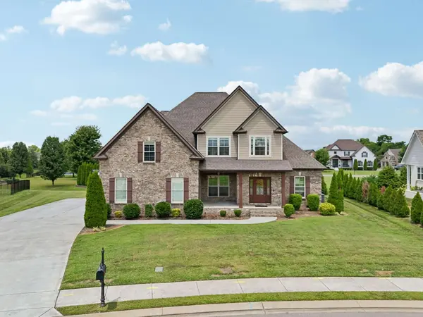2808 Earline Way, Murfreesboro, TN 37128