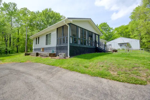 166 Upper Standing Rock Rd, Dover, TN 37058