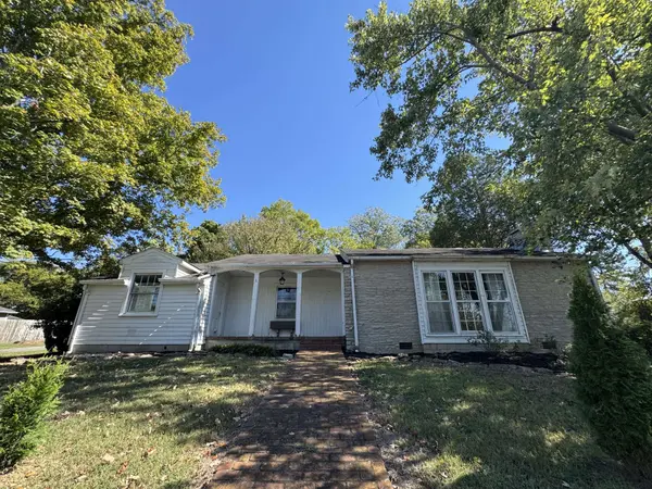 211 Elm St, Pulaski, TN 38478