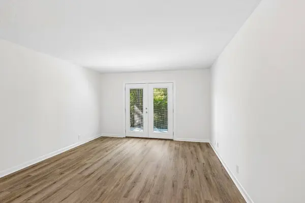 6680 Charlotte Pike #K2, Nashville, TN 37209