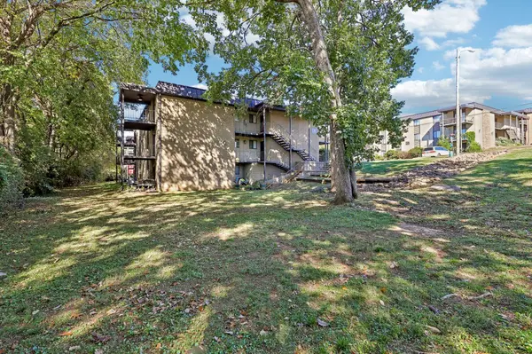 6680 Charlotte Pike #K2, Nashville, TN 37209