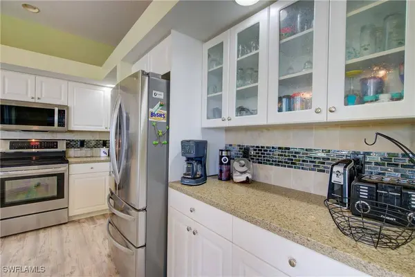 2928 SE 6th AVE, Cape Coral, FL 33904