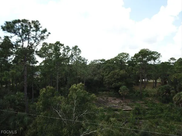 605 Broadway AVE, Lehigh Acres, FL 33972