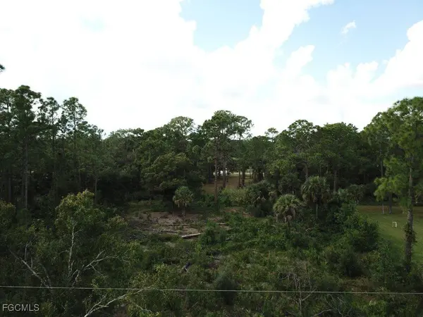 605 Broadway AVE, Lehigh Acres, FL 33972