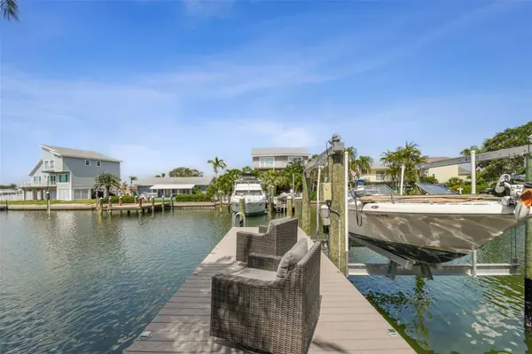 168 174TH TERRACE DR E, Redington Shores, FL 33708