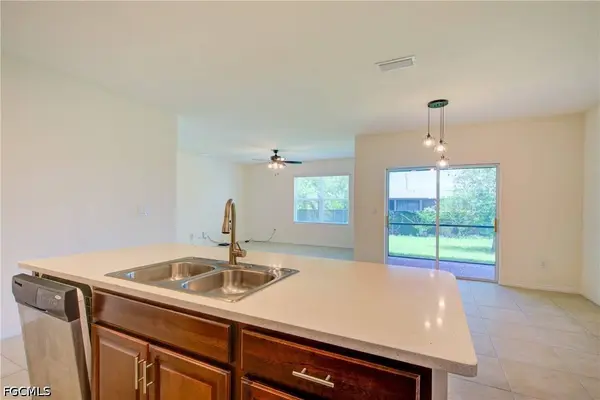 919 NE 11th ST, Cape Coral, FL 33909