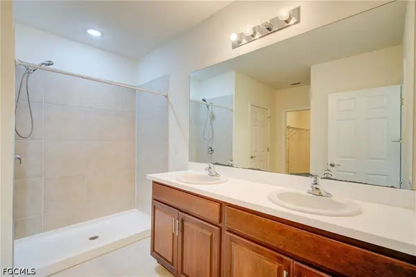 919 NE 11th ST, Cape Coral, FL 33909