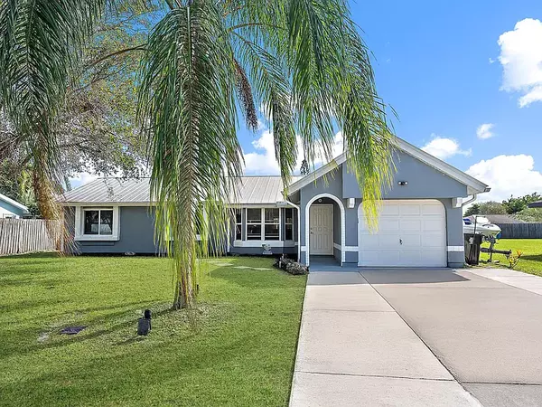 1974 SE Tiffany Ave, Port St Lucie, FL 34952-7523