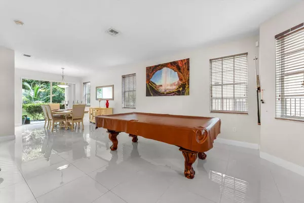 2744 Shaughnessy DR, Wellington, FL 33414