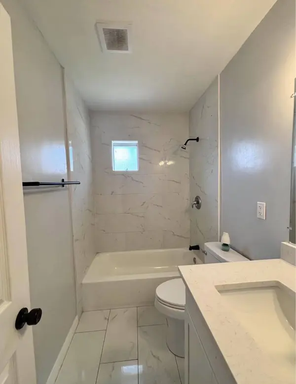35 W 11TH ST #0, Riviera Beach, FL 33404