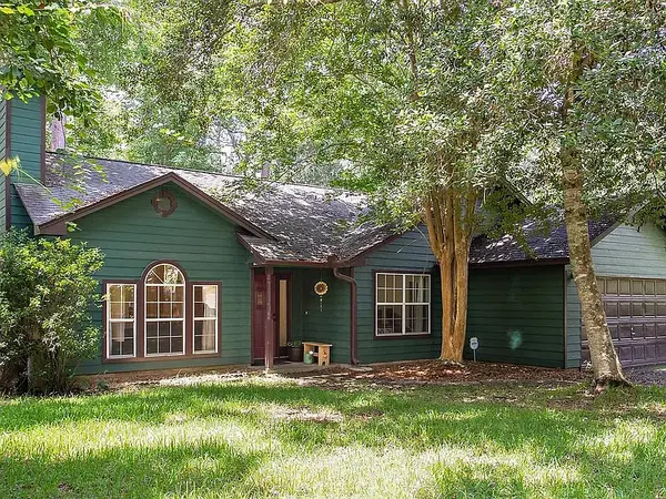 8264 Chickasaw Trl, Tallahassee, FL 32312-5024