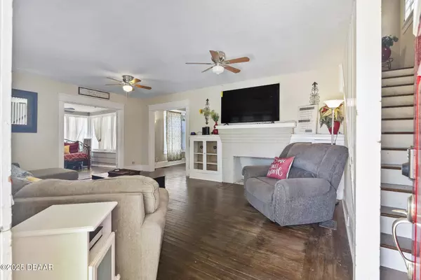 332 Segrave ST, Daytona Beach, FL 32114