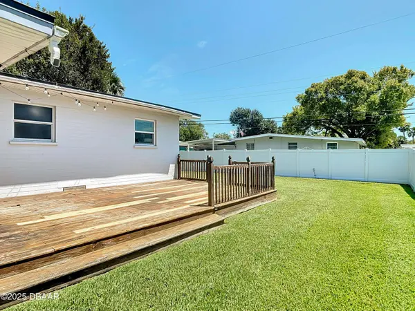 2051 Green ST, South Daytona, FL 32119