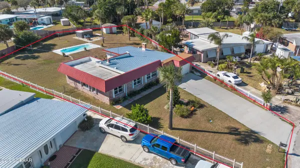 1247 Waverly DR, Daytona Beach, FL 32118