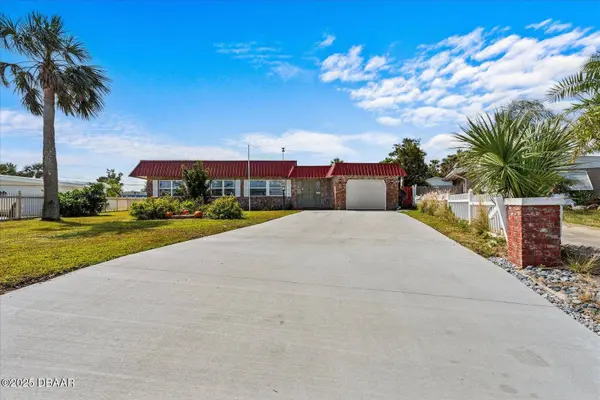 1247 Waverly DR, Daytona Beach, FL 32118