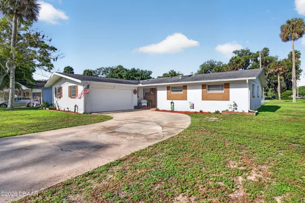 2002 Mike ST, South Daytona, FL 32119