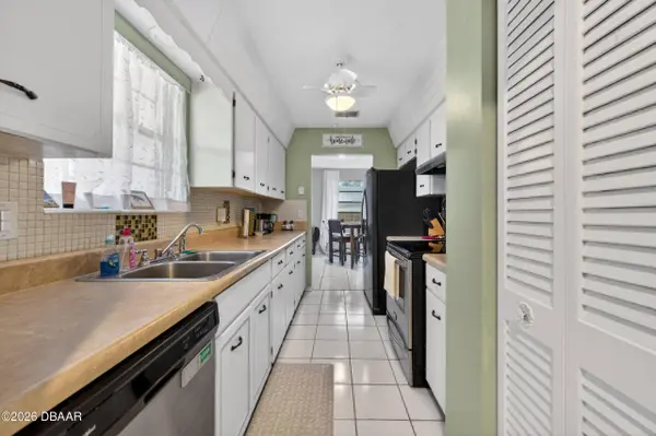 2002 Mike ST, South Daytona, FL 32119