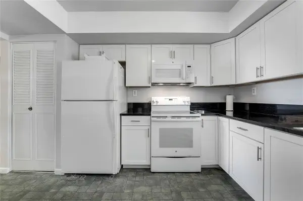 5540 N OCEAN BLVD #206, Ocean Ridge, FL 33435