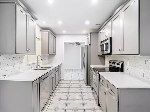 3283 PUB LN, Orlando, FL 32808